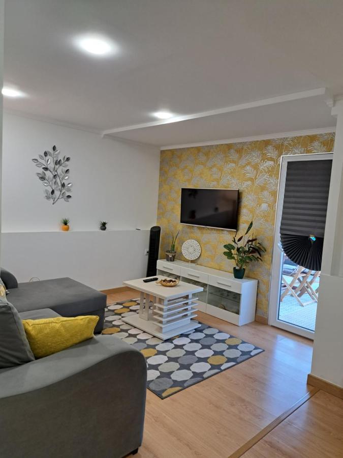 Beja Garden Apartamento Com Terraco Privado Luaran gambar